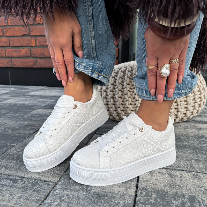 Biele tenisky so vzorom-324313-33