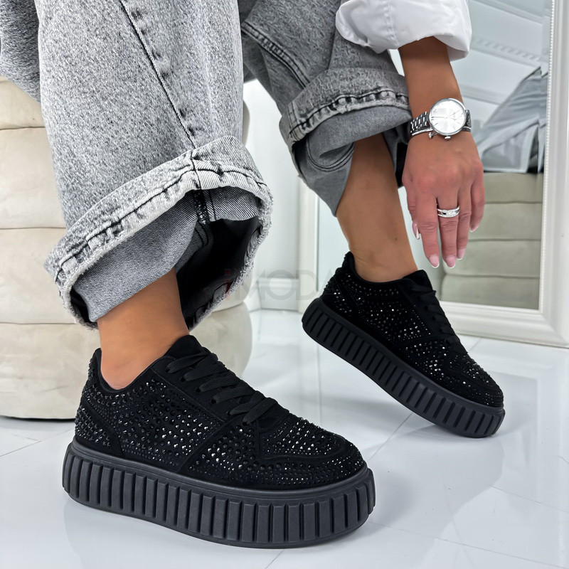 Čierne tenisky s kamienkami-324956-33