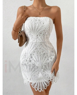 Biele elegantné šaty