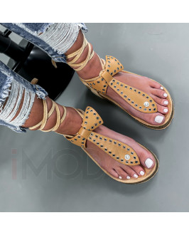 Béžové šnurovacie sandálky