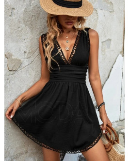 Čierne mini šaty