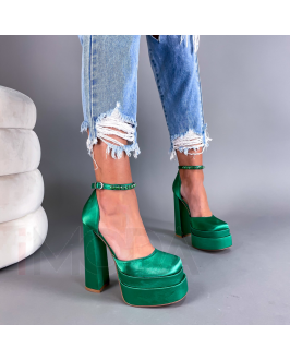 Zelené sandále na platforme