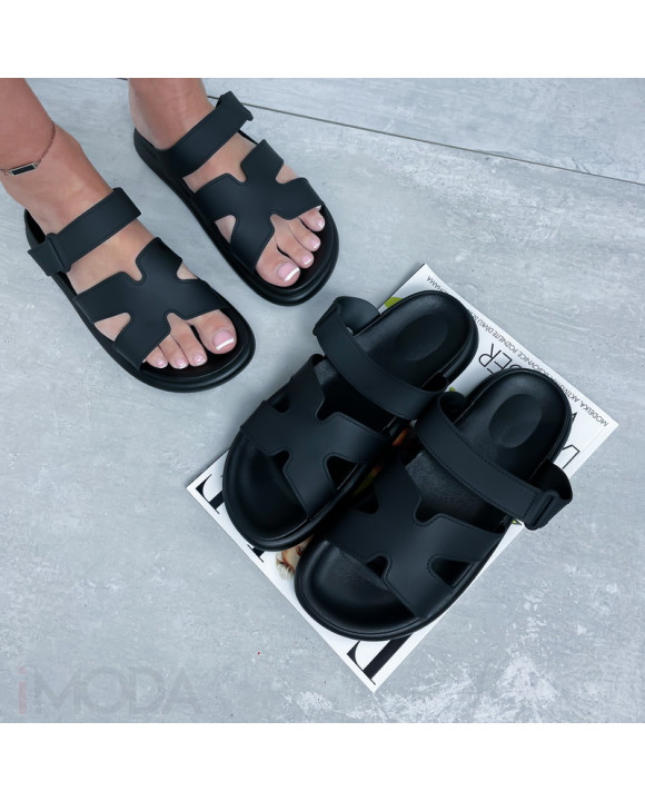 Čierne gumené šľapky-316434-20