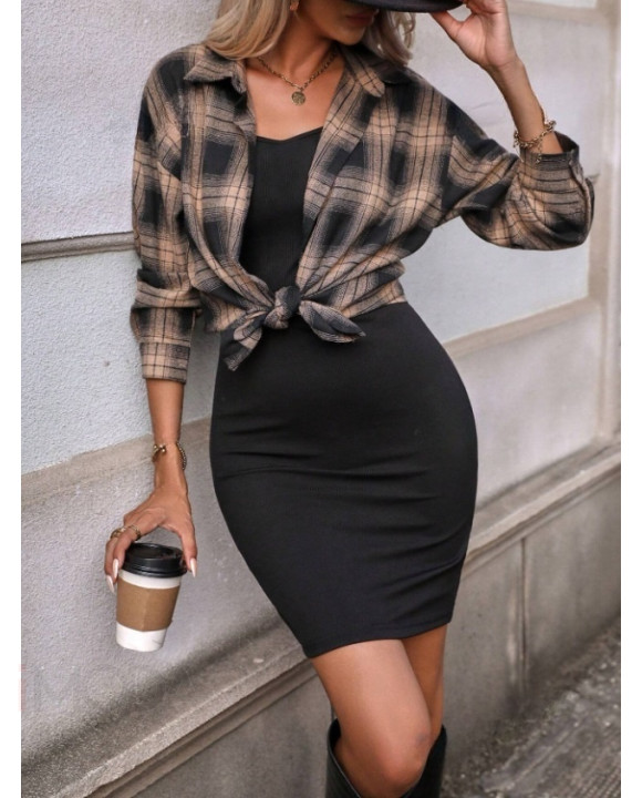Čierne šaty s károvanou košeľou-308392-20
