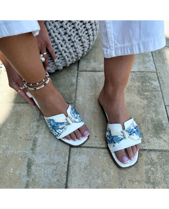 Biele vzorované šľapky-319808-20