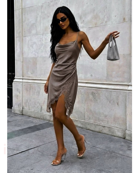 Hnedé saténové šaty s čipkou-326636-20