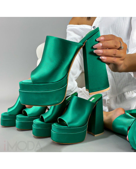 Zelené šľapky na platforme-269230-20