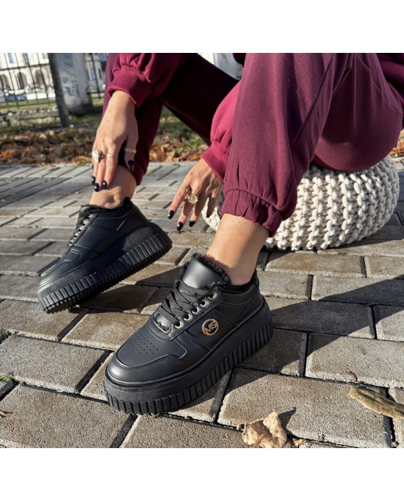 Čierne zateplené tenisky-311435-20