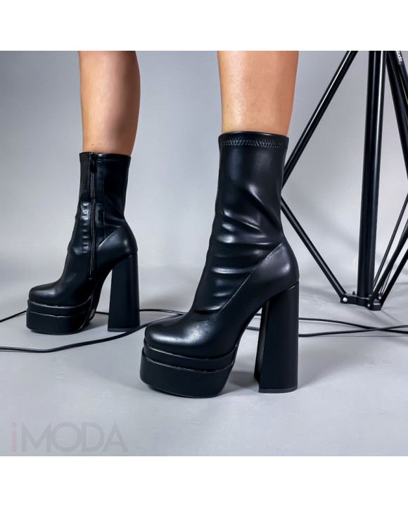 Čierne kotníkové čižmy-273945-20