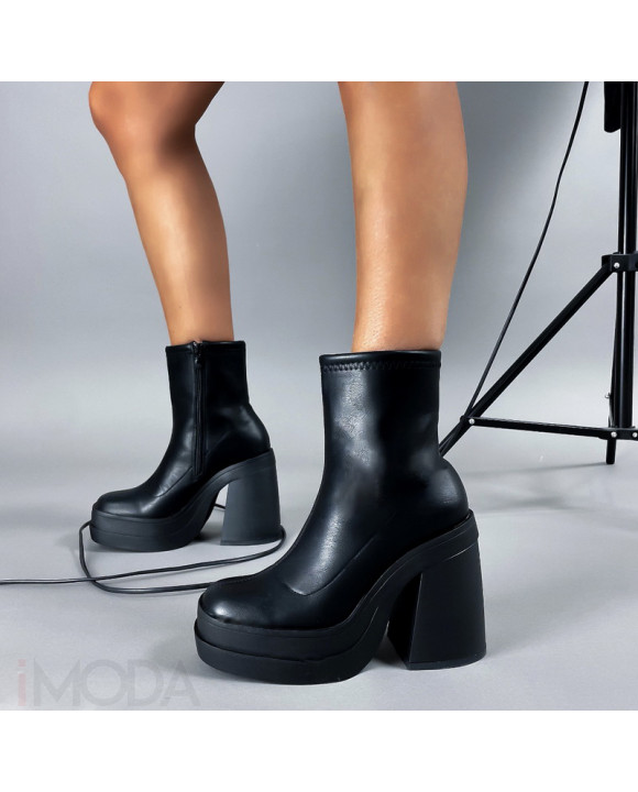 Čierne kotníkové čižmy-310507-20