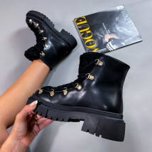 Čierne nízke čižmy-273305-03