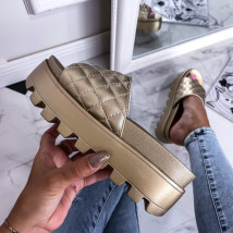 Zlaté šľapky na platforme-247204-076