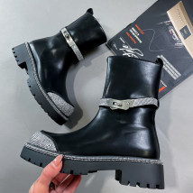 Čierne nízke čižmy s kamienkami-295392-015