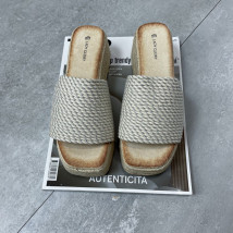 Béžové šľapky na platforme-305525-01