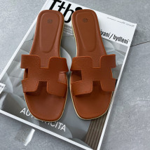 Hnedé šľapky-298772-03