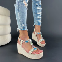 Béžové sandále s farebnými kamienkami-301766-01