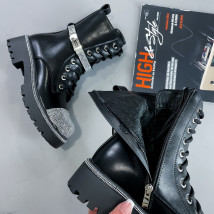 Čierne nízke čižmy s kamienkami-296649-013