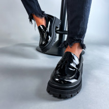 Čierne lakované mokasíny-287785-04