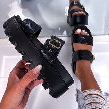 Čierne šľapky na platforme-267345-03