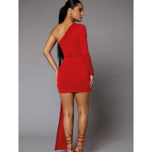 Červené šaty luxus-296342-01