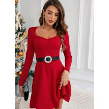 Červené šaty-296395-02