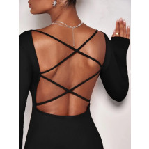 Čierne šaty s odhaleným chrbtom-283357-01