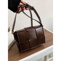Hnedá trendy crossbody-293402-01