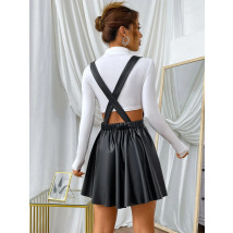 Čierna koženková sukňa na traky-279573-03