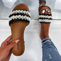 Čierne šľapky s mušľami-288729-02