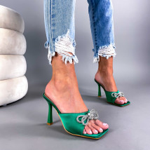 Zelené sandále s ozdobou-269064-08