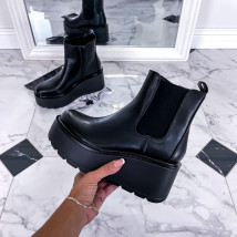 Čierne nízke čižmy na platforme-251832-056