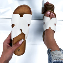 Biele šľapky na platforme-285208-02