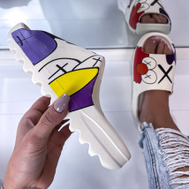 Biele vzorované šľapky-262745-03