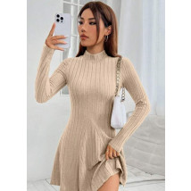 Vrúbkované béžové šaty-297439-01