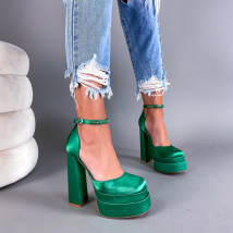 Zelené sandále na platforme-269218-02