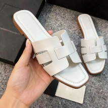 Biele šľapky-326455-05