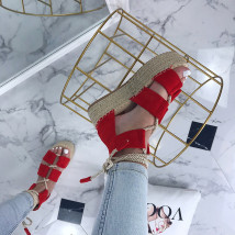 Červené sandále na platforme-204080-08