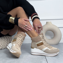 Zateplené tenisky na platforme-324021-01