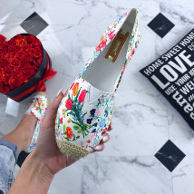 Dámske biele kvetované mokasínky-201054-05