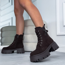 Tmavohnedé semišové nízke čižmy-324175-01