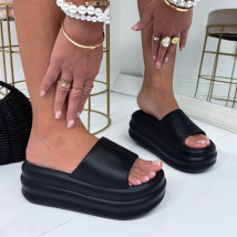 Čierne gumené šľapky-325946-04