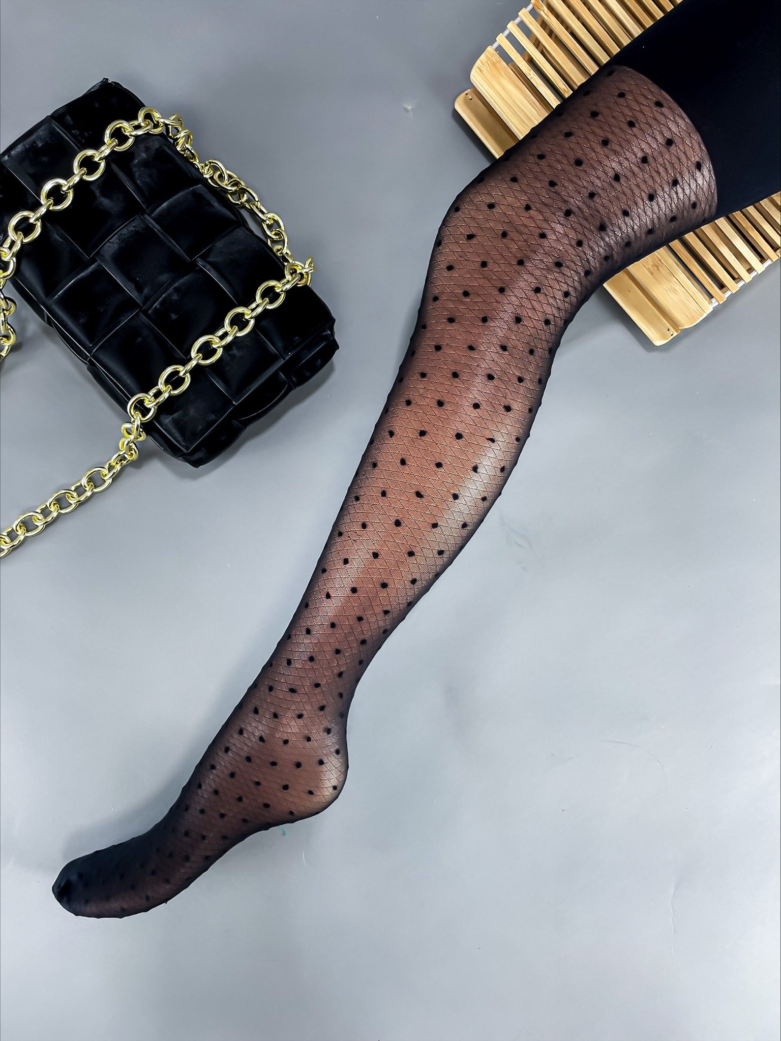 Čierne vzorované pančuchy