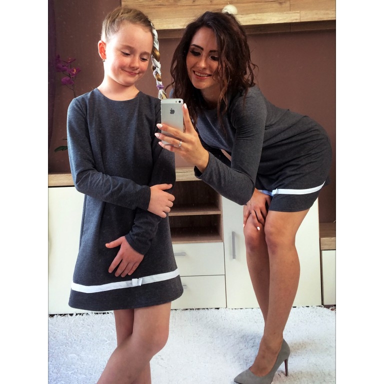 Tmavosivé bavlnené šaty pre dcéru