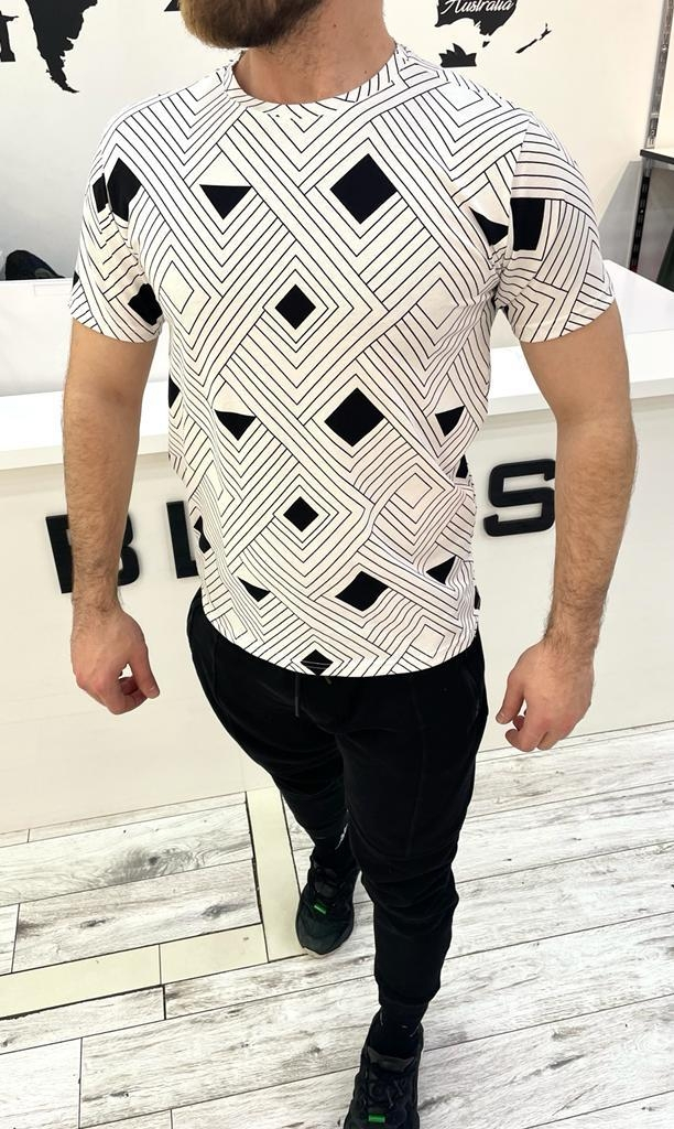 Bielo-čierne pánske tričko