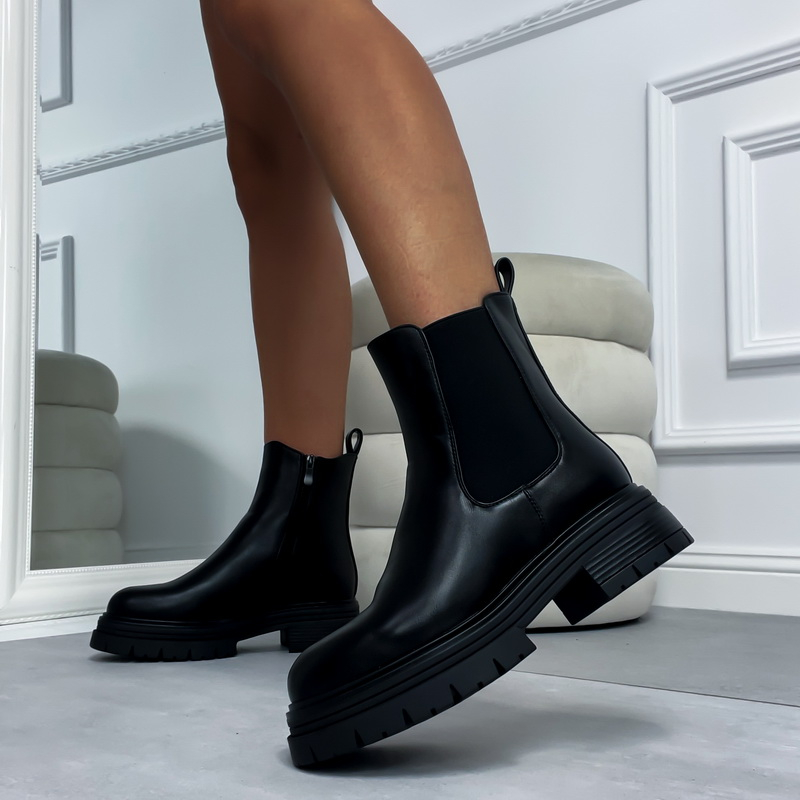 Čierne  nízke čižmy