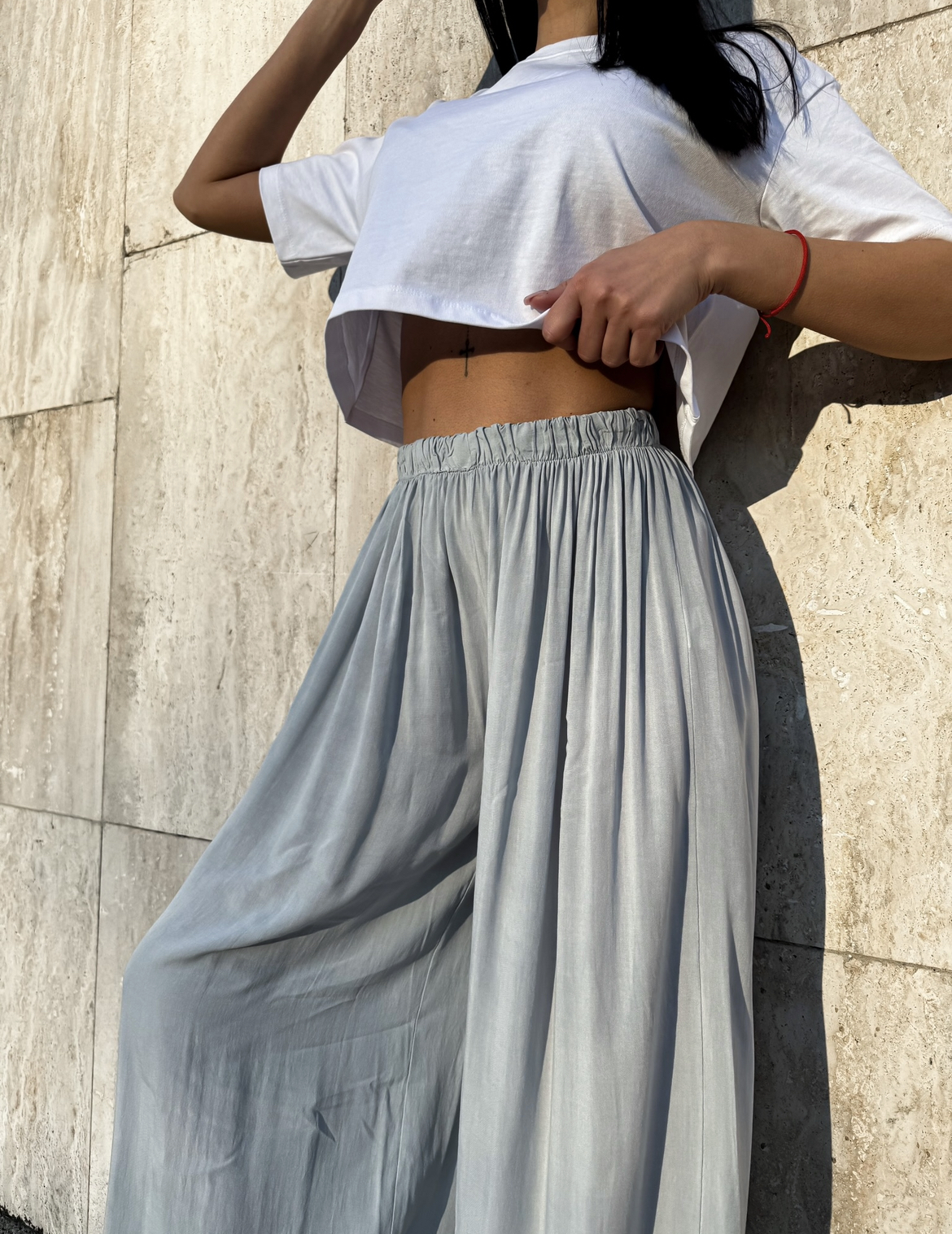 Svetlosivé široké nohavice