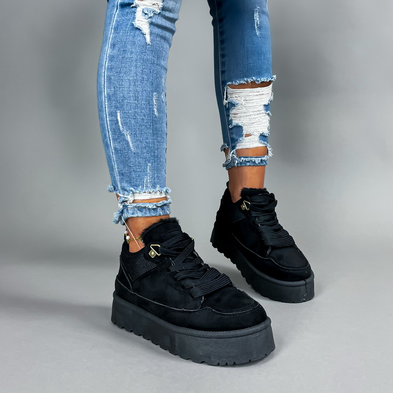 Čierne zateplené tenisky