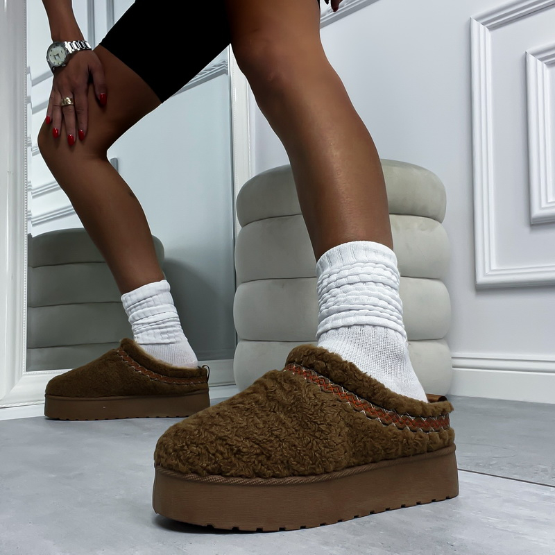 Camelová  nasúvacia obuv