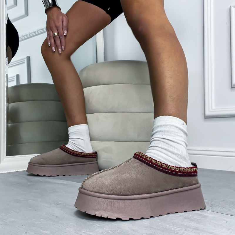 Svetlohnedá nasúvacia obuv