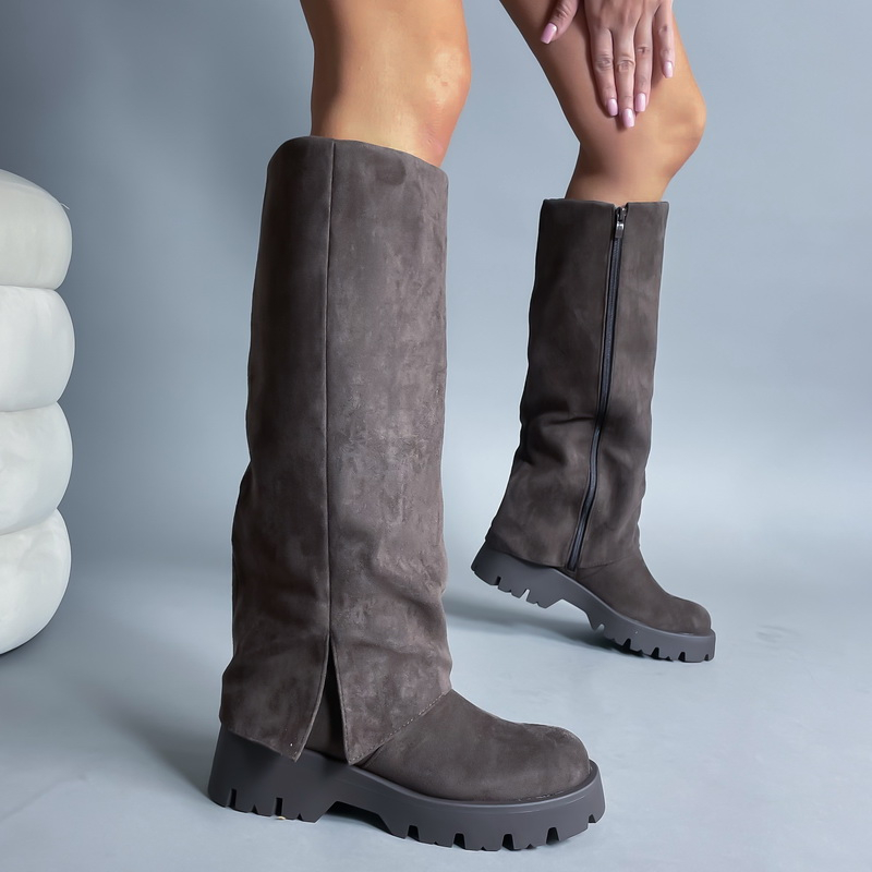 Tmavohnedé semišové vysoké čižmy